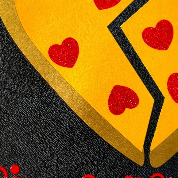 Luv Betsy betsy Johnson pizza my heart tech pouch - Picture 9 of 9